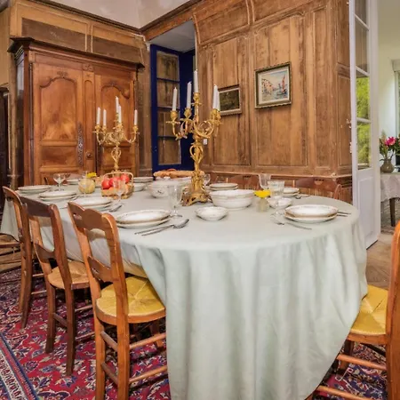 Holiday home L'aile Est Mayac