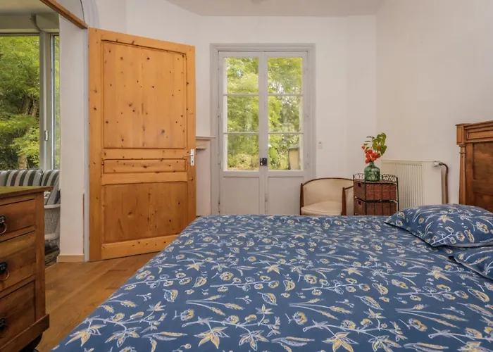 L'aile Est Feriehus Mayac